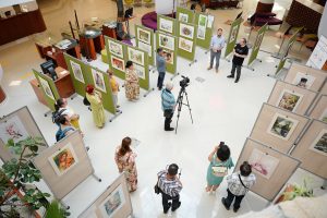 Read more about the article Marii maeștri ai acuarelei, în expoziție la Biblioteca UPT