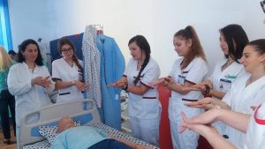 Read more about the article Școala Postliceală Sanitară din Hunedoara, dotată la standarde europene prin proiectul „CRED în Hunedoara”