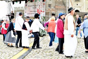 Read more about the article Zilele Maghiare din județul Hunedoara: tradiție, cultură și unitate