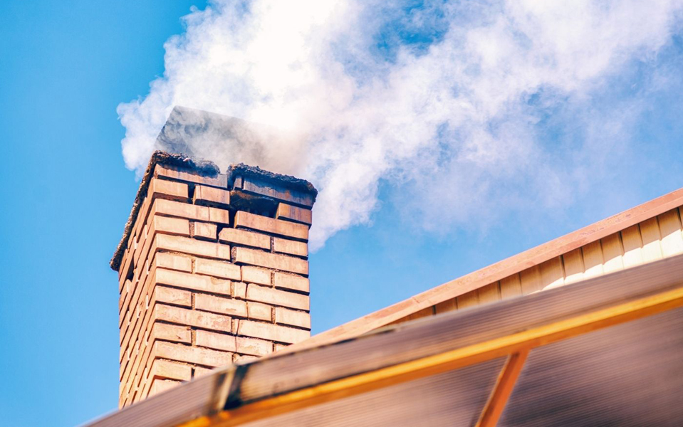 Read more about the article Coșurile de fum necurățate au făcut trei victime în aria de activitate a Delgaz Grid