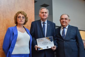 Read more about the article Doctorul Ioan Demeter- Recunoaștere pentru  merite profesionale deosebite