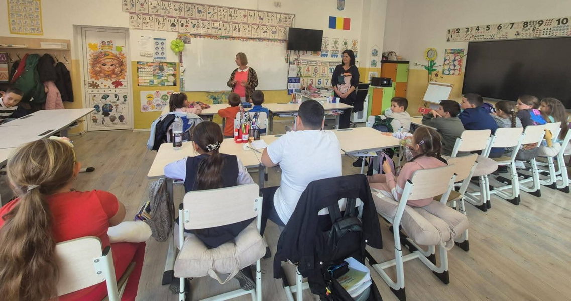 Read more about the article La Școala Gimnazială Bănița – fiecare zi, un pas înainte în formarea unor tineri responsabili