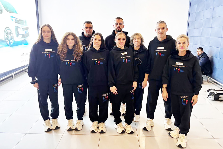 Read more about the article Gimnastică: Gimnastele din România au plecat spre Jakarta