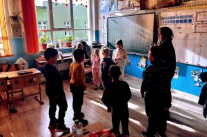 Read more about the article „Fragmente de memorie comestibilă” – instalație senzorială performativă în cadrul proiectului #NutriCreativ