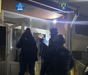 Read more about the article Percheziţii la locuinţele unui bărbat cercetat pentru comiterea infracţiunii de eveziune fiscală