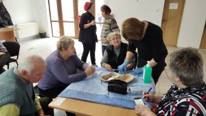 Read more about the article Informare medicală și servicii gratuite pentru hunedoreni, la Centrul pentru Recreere al Pensionarilor