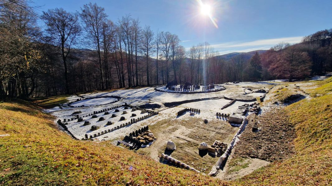 Read more about the article Program de iarnă la Sarmizegetusa Regia