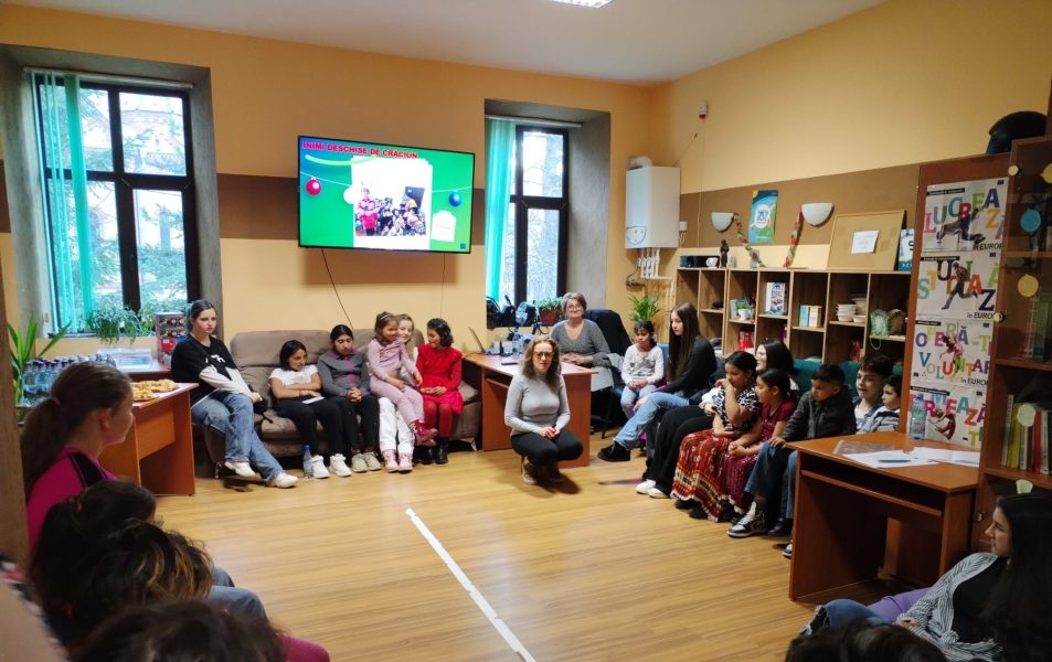 Read more about the article „Inimi deschise de Crăciun” – Copiii din Deva, ambasadori ai empatiei și solidarității