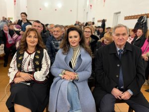 Read more about the article Natalia Intotero: „Atâta timp cât credința, cultura și tradițiile sunt trăite cu sinceritate, România rămâne frumoasă prin oamenii ei”