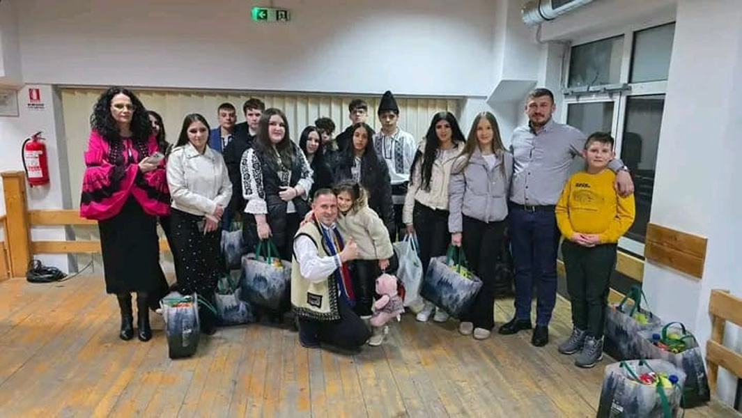 Read more about the article Emoție și bucurie la serbarea copiilor din Vețel