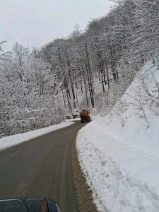 Read more about the article Intervenții pe DRUMURILE JUDEȚENE aflate în administrarea Consiliului Județean Hunedoara     
