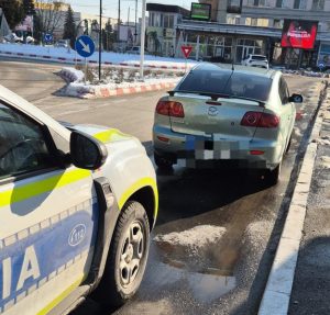Read more about the article Intervenții ferme ale polițiștilor hunedoreni pentru prevenirea accidentelor