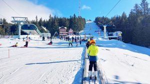 Read more about the article Gratuități în stațiunea Parâng la transportul cu telescaunul