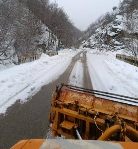 Read more about the article Intervenții pe DRUMURILE JUDEȚENE aflate în administrarea Consiliului Județean Hunedoara