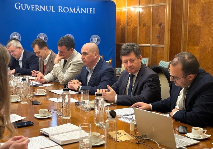 Read more about the article Preşedintele CJ Arad, cooptat în grupul de lucru la nivelul coaliției de guvernare pentru pregătirea bugetului pentru anul 2026