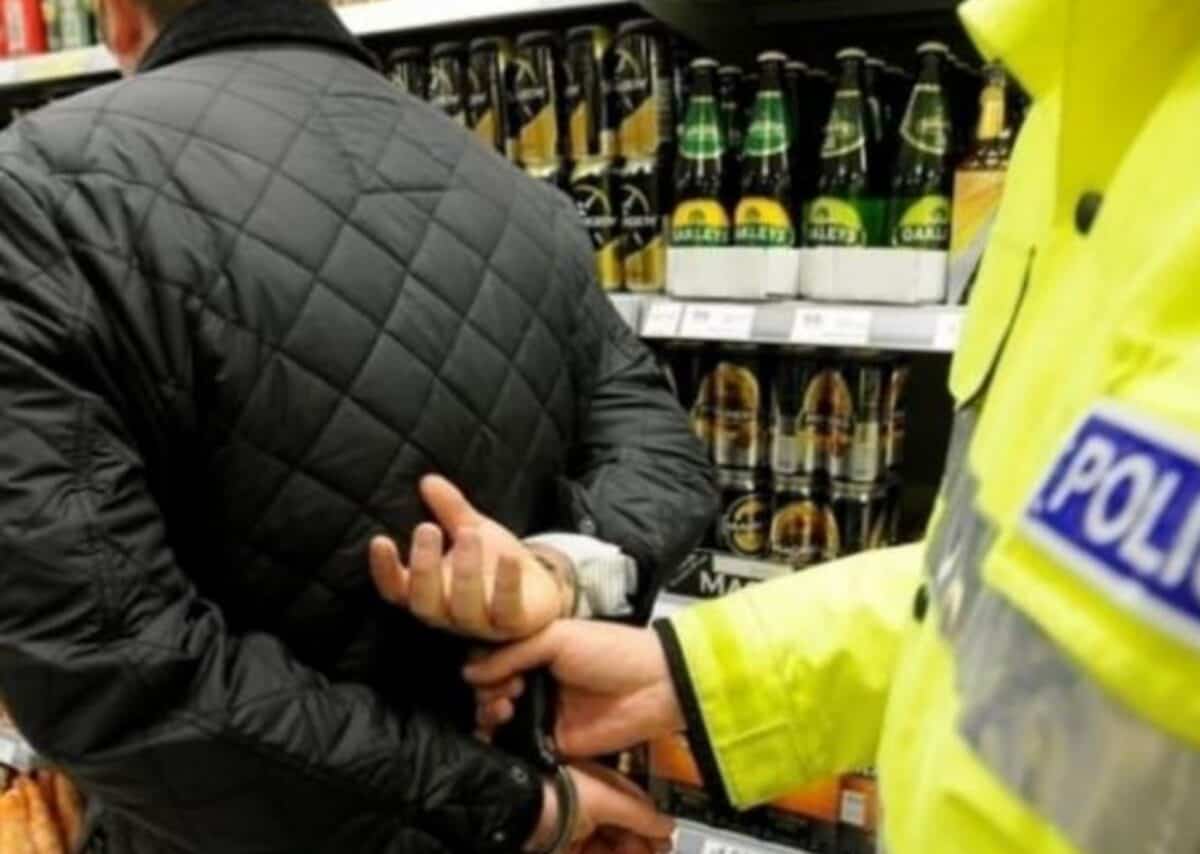 Read more about the article Doi frați din Beriu, reținuți pentru furturi din societăți comerciale    