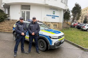 Read more about the article Intervenţie salvatoare a poliţiştilor din Deva