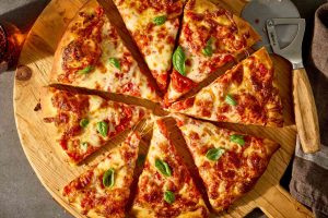 Read more about the article 9 februarie – Ziua Internațională a Pizzei
