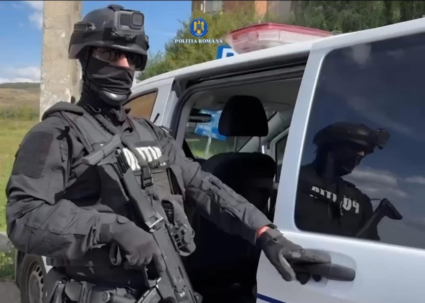 Read more about the article Tânăr din Lupeni, reţinut pentru 24 de ore de poliţişti