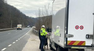 Read more about the article Şoferi, depistaţi în flagrant delict de poliţiştii hunedoreni