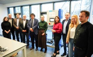 Read more about the article De la teorie la practică: o investiție de 50.000 de euro aduce procesele reale mai aproape de studenții UPT