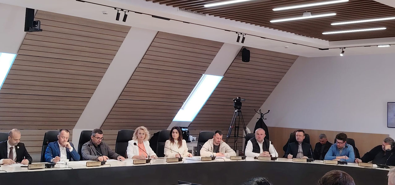 Read more about the article Reușite ale PSD Alba: investiții în drumul spre Șureanu, infrastructura de apă, sprijin pentru comunități și elevi