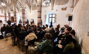 Read more about the article Elevii, provocaţi la concurs în „Anul Iancu de Hunedoara – Erou. Voievod. Legendă”