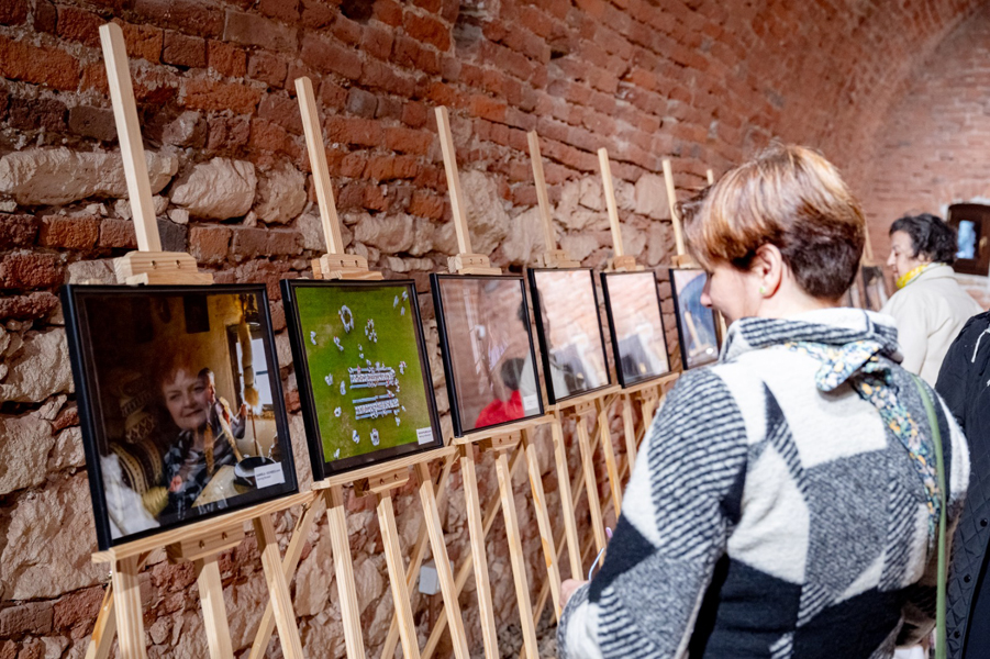 Read more about the article Expoziție de Artă Fotografică, la Castelul Nopcsa din Săcel