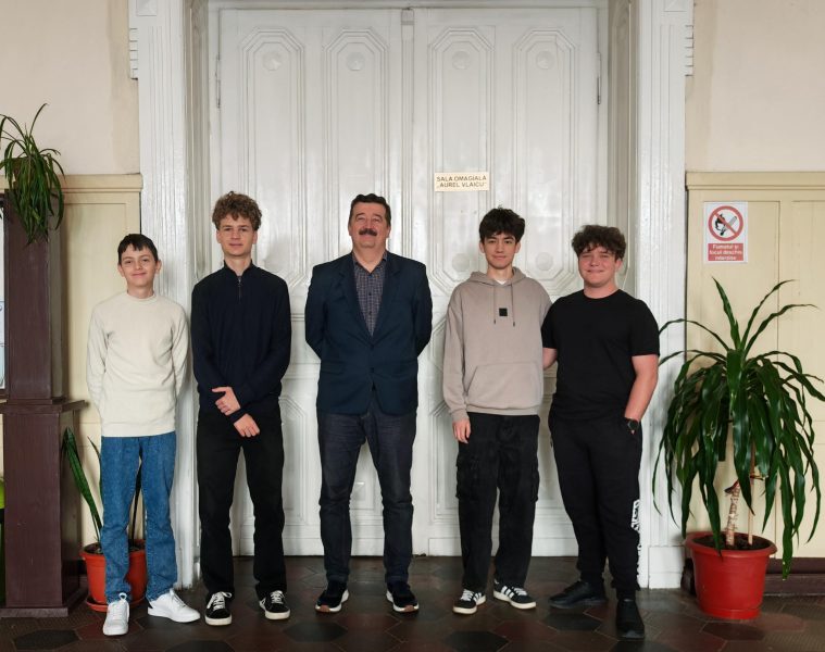 Read more about the article Performanță extraordinară pentru elevii Colegiului Național „Aurel Vlaicu” din Orăştie