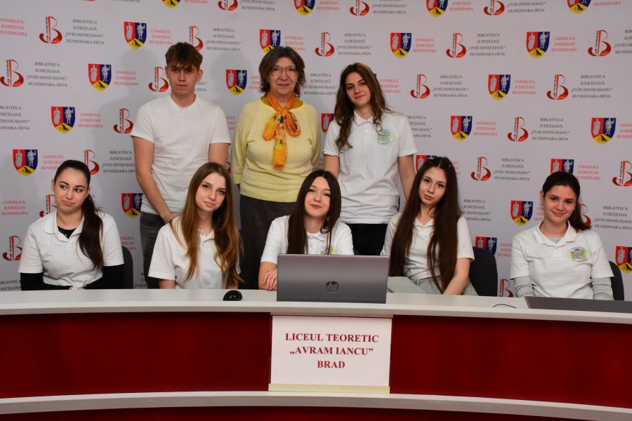 Read more about the article Finala Mică a concursului „Citești și câștigi!” – Ediția a XII-a, 2026, câştigată de echipa Liceului Teoretic „Avram Iancu” Brad
