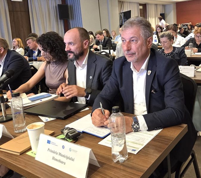 Read more about the article Programul „Dezvoltare Durabilă şi Tranziţie Justă” – o şansă importantă pentru mai multe blocuri reabilitate în Hunedoara