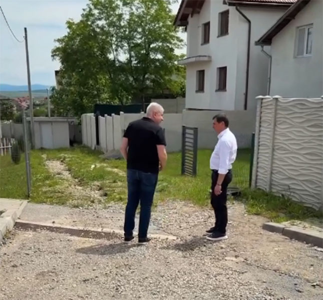 Read more about the article Deva se dezvoltă: investiţia în reţelele de apă şi canalizare din zona Zăvoi aproape de final