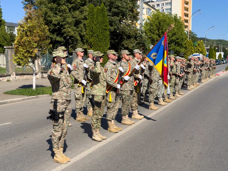 Read more about the article Ceremonie dedicată Zilei Imnului Național al României, la Deva: Respect și prețuire pentru simbolurile naționale