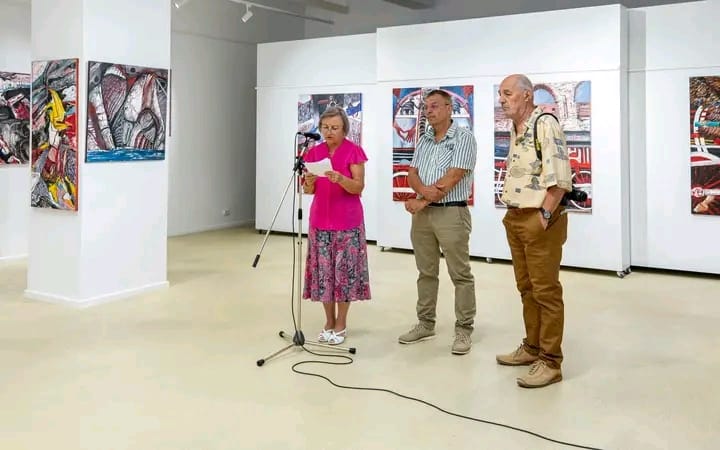 Read more about the article Expoziția „Organic / Mecanic”, semnată de artistul Florin Mihai, vernisată la Galeria Națională de Artă „FORMA” din Deva