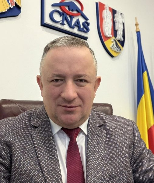 Read more about the article Adrian Nicolae David a preluat conducerea Casei de Asigurări de Sănătate Hunedoara