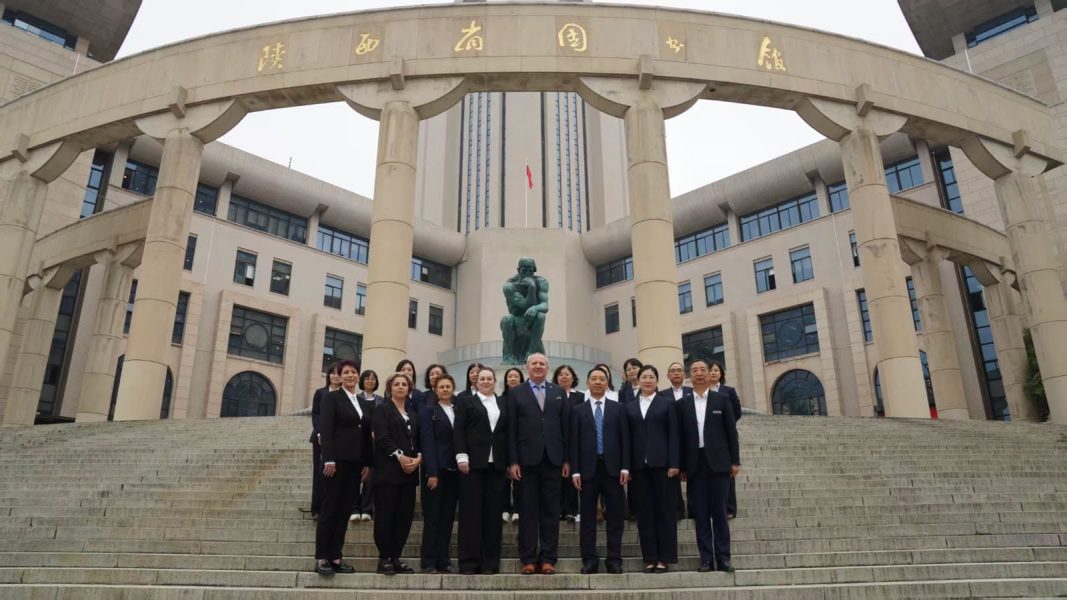 Read more about the article Un Colț Românesc la Biblioteca Provincială Shaanxi